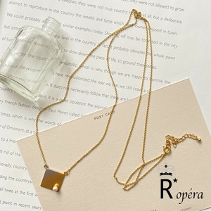 ゴールドxシルバー マットメタル パール付きスクエアプレート トップ ロングネックレス　ペンダント