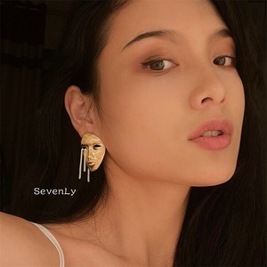＜SALE＞仮面ピアス 耳飾り ピアス「2025新作」