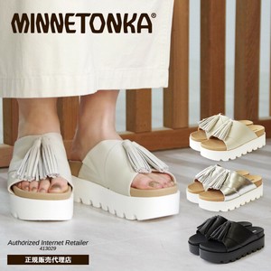 【MINNETONKA】タッセルサンダル  ボリュームソールサンダル  レディース サンダル 厚底