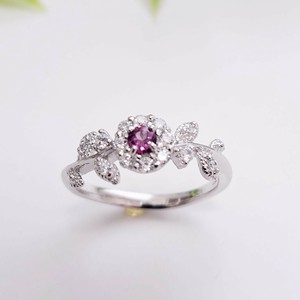 ○シルバー925・日本製○ロードライトガーネットのお花デザインリング