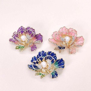 ブローチ 卒業式  おしゃれ ブローチ 花 服装 入学式 入園式  結婚式 華やか　ブローチ キラキラ
