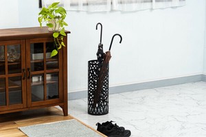 傘立て/　スリム 傘たて 省スペース 円形 円柱 アンティーク かわいい アンブレラスタンド コンパクト