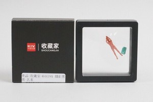 収蔵家 1/64 写真家男性 うつ伏せ 無彩色 フィギュア/ミニチュア/人形