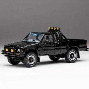新品 GCD ゲインコーププロダクツ 1/64 トヨタ 1985 ハイラックス 4x4 SR5 エクストラキャブ ミニカー