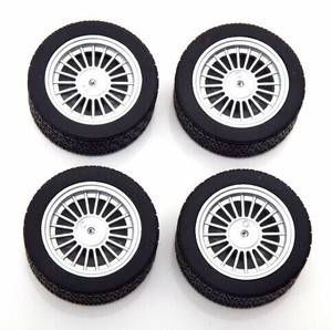 新品 KKscale 1/18 BMW Alpina E30 Wheels and Tyres Set 18” Black / Silver ミニカー