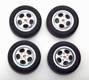 新品 KKscale 1/18 ポルシェ Porsche Telefonfelge Tire Set with Rims Silver ミニカー
