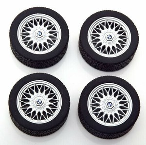 新品 KKscale 1/18 BMW E30 Wheels and Tyres Set 18” Black / Silver ミニカー