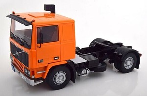ROAD KINGS 1/18 ボルボ F10 1977 Orange / Black with Decal-Set ミニカー