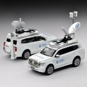 拓意 XCARTOYS 1/64 タンク500 スポーツ版 応急通信車 ミニカー