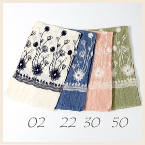 11699　 綿100％　新素材　薄手生地　単色刺繍　細巾　ストール