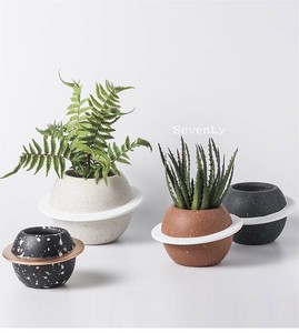 人気商品 星空・銀河系・惑星モチーフ 植物 鉢「2025新作」