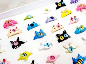 調節可能なニャンコちゃん指輪です！トイリング【猫目リング】