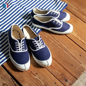 Low-top Sneakers