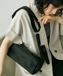 ポーチ付きショルダーバッグ