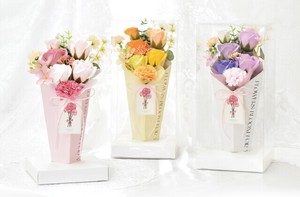 ソープフラワー　3カラー　ペーパースタンドブーケ（18個アソート）PK/PU/YE 色指定可