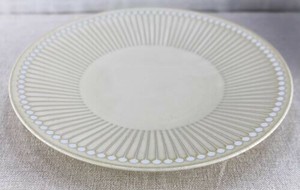 Main Plate Beige