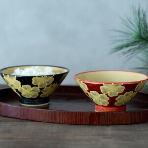 【波佐見焼】花模様　茶碗ペア