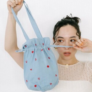 ビーズエンブロイダリードローストリングバッグ【Mサイズ】ビーズ刺繍　ハンドバッグ　巾着