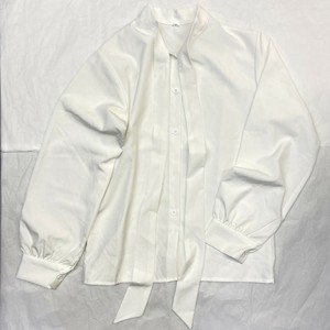 【即納現品50%off】TS104s-L ボウタイブラウス ノーカラー リボン フェミニン きれいめ 春 秋【2025新作】