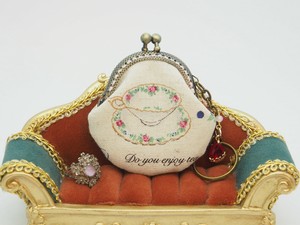 Pouch Gamaguchi