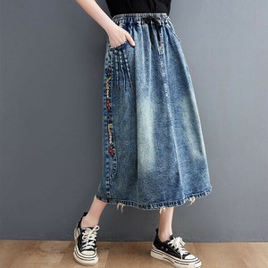 ユーズド加工サイド刺繡入りデニムスカート「新作」