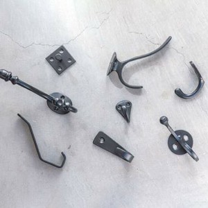 【POSH MADE】アイアン&ブラスフック ハンガー DIY 店舗内装 リノベーション
