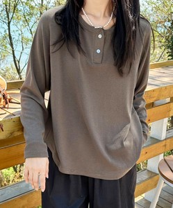 ヘンリーネック長袖Tシャツ  レディース トップス ロンT ボタン シンプル
