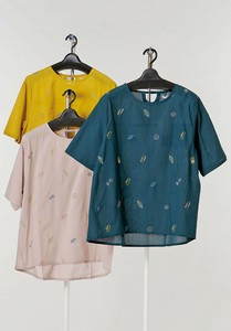 インド綿100％ 半袖前身飛び刺繍布帛ブラウス 半袖 ブラウス 刺繍