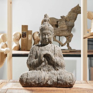 Figurine