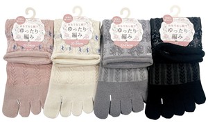 【春夏新作】【小さめ22-24cm】婦人花柄フロートラインゆったり5指クルーソックス