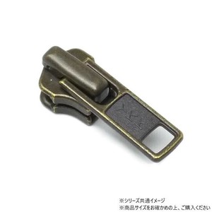 YKKまとめ売り 金属ファスナー用 スライダーのみ 4号 DA(ロックタイプ) GKB 100ヶ PY6041