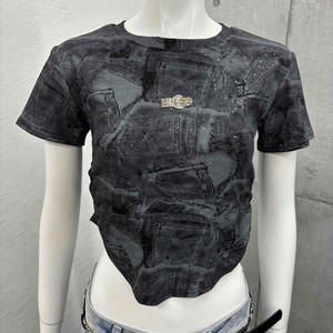 総柄Tシャツ