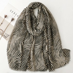 Stole Unisex 3-colors