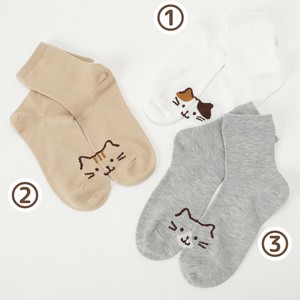 ふくふくにゃんこ  穴があきにくいクルーソックス　猫/ギフト/靴下/丈夫/レディース