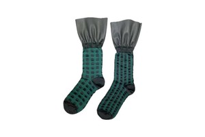 FAKUI　FAUX LEATHER RUFFLE CHECK × STRIPED SOCKS　GREEN　レザーフリルチェック×ストライプソックス