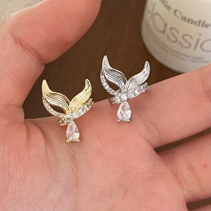 魚尾　イヤーカフ　イヤーカフ アレルギー 耳の穴なし　イヤークリップ  イヤーカフ ニッケルフリー