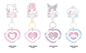 サンリオキャラクターズ　マルチリングプラス 　クリアカラビナ付き