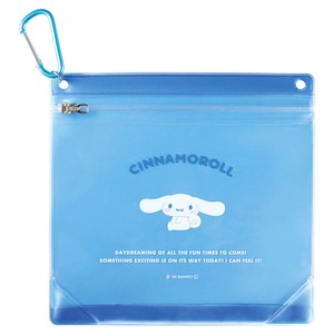 6月入荷新商品　サンリオカラビナジッパーケース　シナモロール