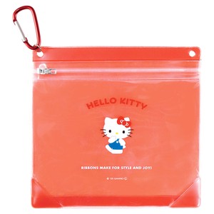6月入荷新商品　サンリオカラビナジッパーケース　ハローキティ