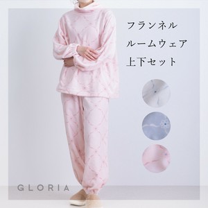 【2025秋冬新作】【10月入荷予定】【予約販売】フランネル　上下セットハイネックルームウェア　お部屋時間