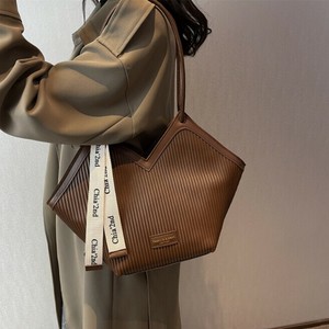 トートバッグ 手提げバッグ 大容量 レディース ファッション BQ7383