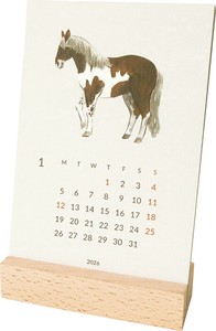 ｶﾚﾝﾀﾞｰ 2026年版 卓上 木製ｽﾀﾝﾄﾞ付き Djur