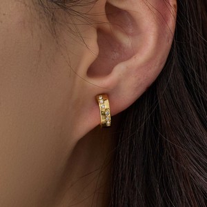 Clip-On Earrings Gold Post Check Pattern Earrings Jewelry Ichimatsu Made in Japan