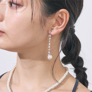 ウェーブラインパールイヤリング パーティアクセサリー 謝恩会 結婚式 お呼ばれ同窓会