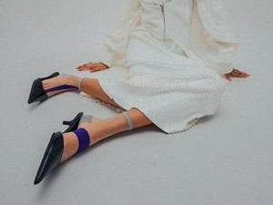 FAKUI ASYMMETRIC LINE SEE-THROUGH SOCKS GRAY×PURPLE　　アシンメトリーラインシースルーソックス