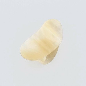 フラワーリング ヘアクリップ フィットクリップ ニュアンスカーブ アイボリー HCP0176-IV