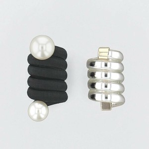 フラワーリング ヘアカフ ミニコイルアップ パール&メタリック 2個セット ブラック HCF0212-BK