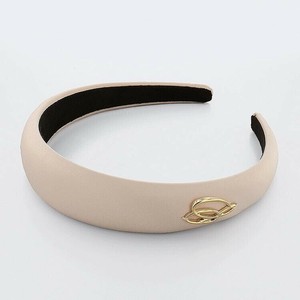 フラワーリング カチューシャ サテン×ゴールドモチーフ ベージュ HHA0026-BE