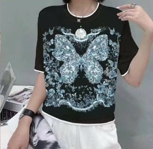 パネルバタフライTシャツ