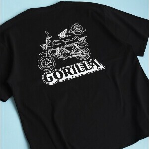 Honda×MonsterWorld プリント ワンポイント刺繍 半袖Tシャツ 【2025夏】